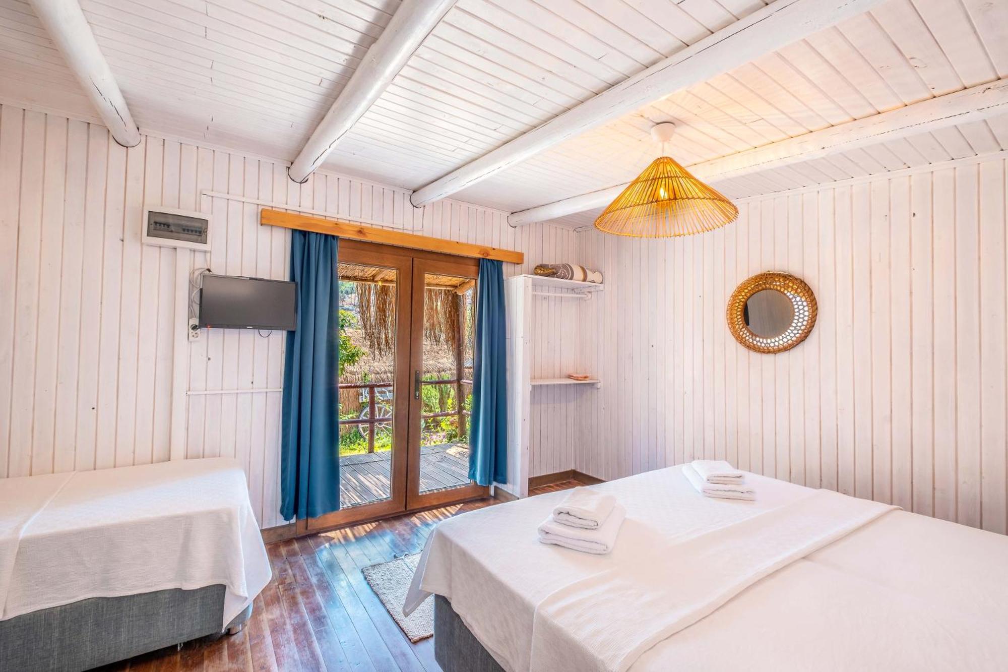 Отель Kas Joy Glamping Экстерьер фото